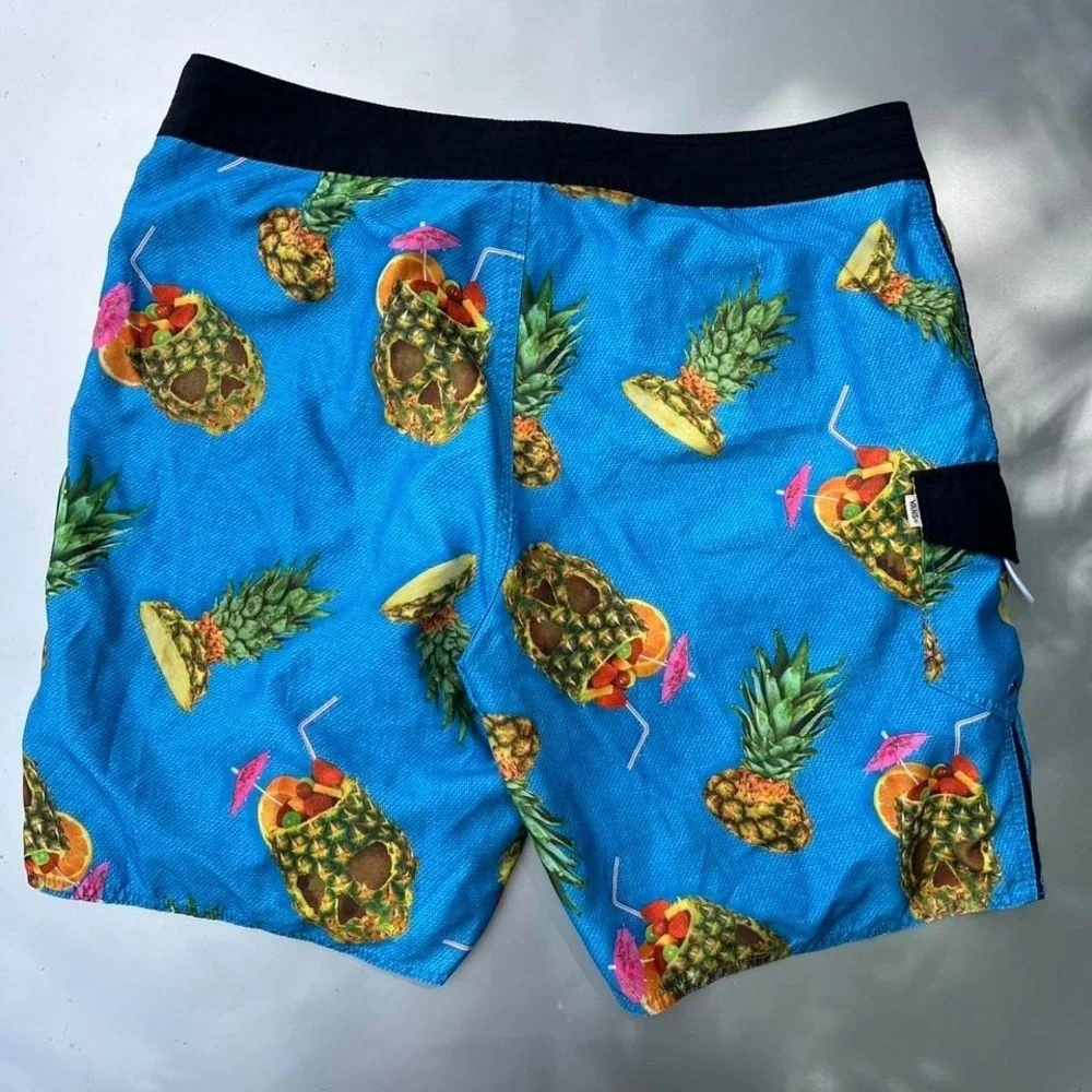 Vans pineapple boar shorts